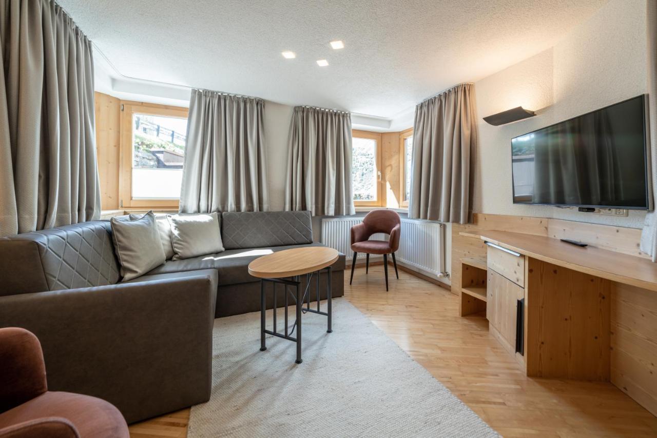 Maison d'hôtes Schoenblick - Gurgl 4*